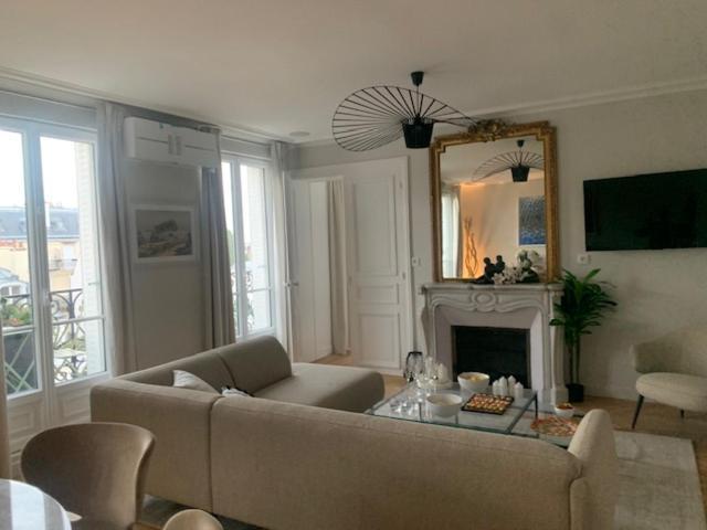 Le Ciel De Paris - Montparnasse & Jardin Du Luxembourg Bed & Breakfast Екстериор снимка